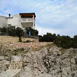 Nevjestic Apartment Primosten