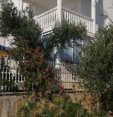 Nevjestic * Primošten