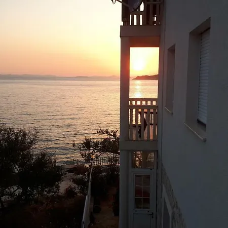 Apartment Nevjestic Primosten